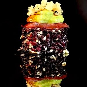 BU4- Black tuna roll